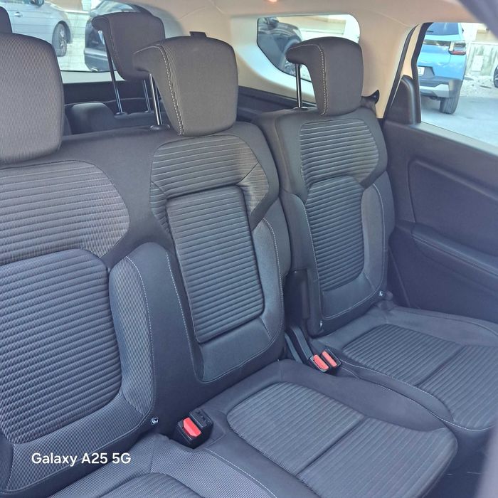 Renault Grand Scenic IV ( 1.7 BLUE DCI 120CH BUSINESS EDC 7 Assentos)