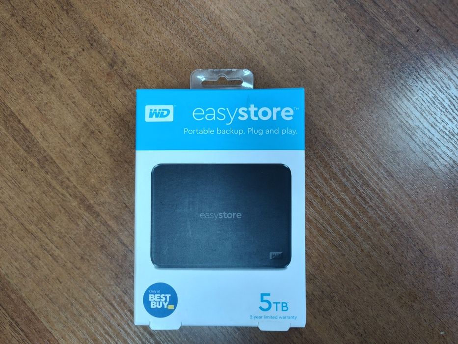 Жорсткий диск WD Easystore 5TB External USB 3.0 Portable Black