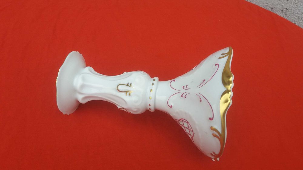 Zabytkowy Świecznik  - Czeska Porcelana , sygnatura