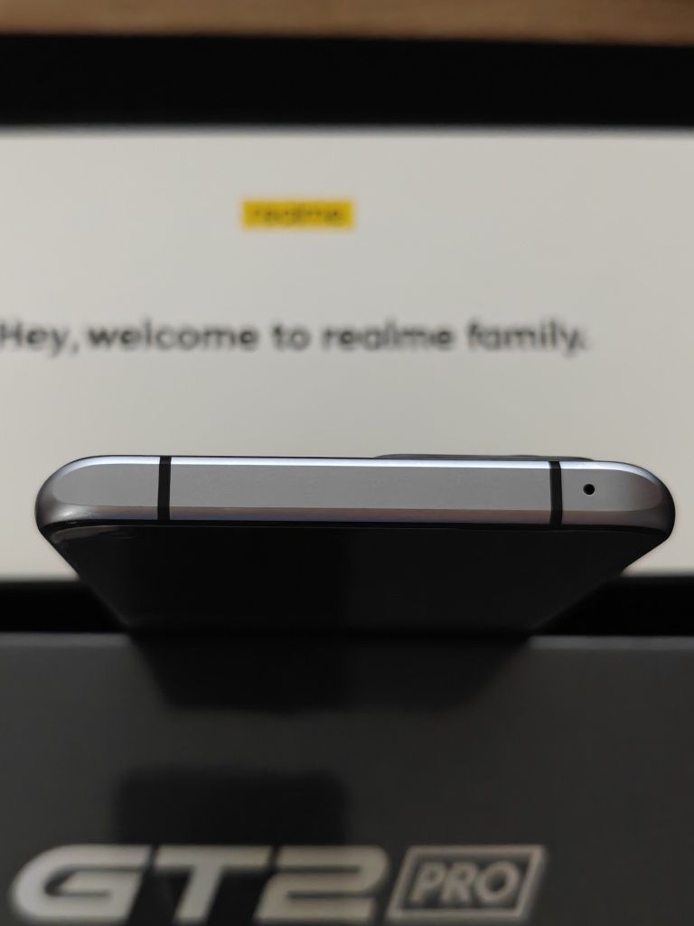Продам Realme GT 2 Pro