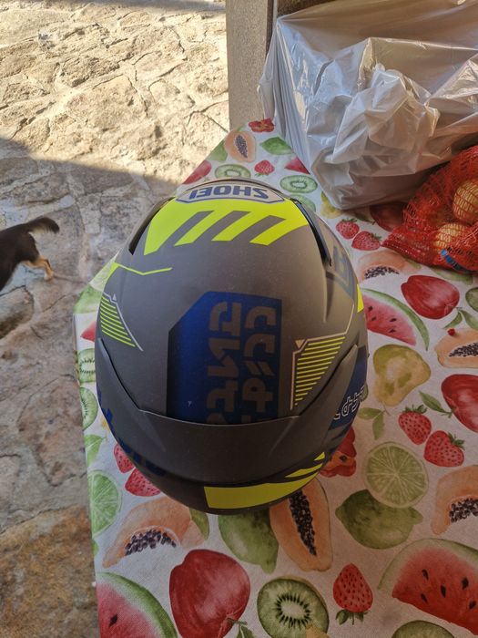 Capacete Shoei praticamente novo