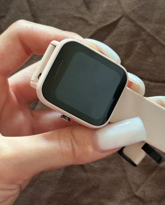 годинник amazfit a2008