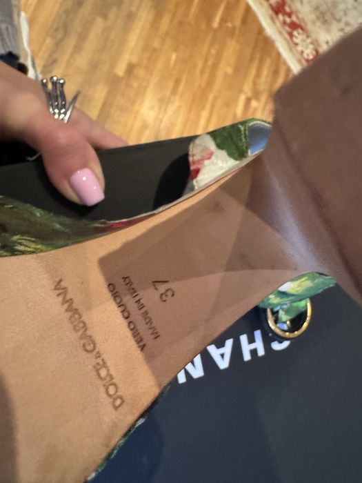 Босоножки Dolce Gabbana размер 37