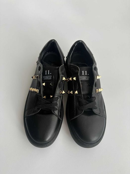 Valentino sneakersy rock stud 39