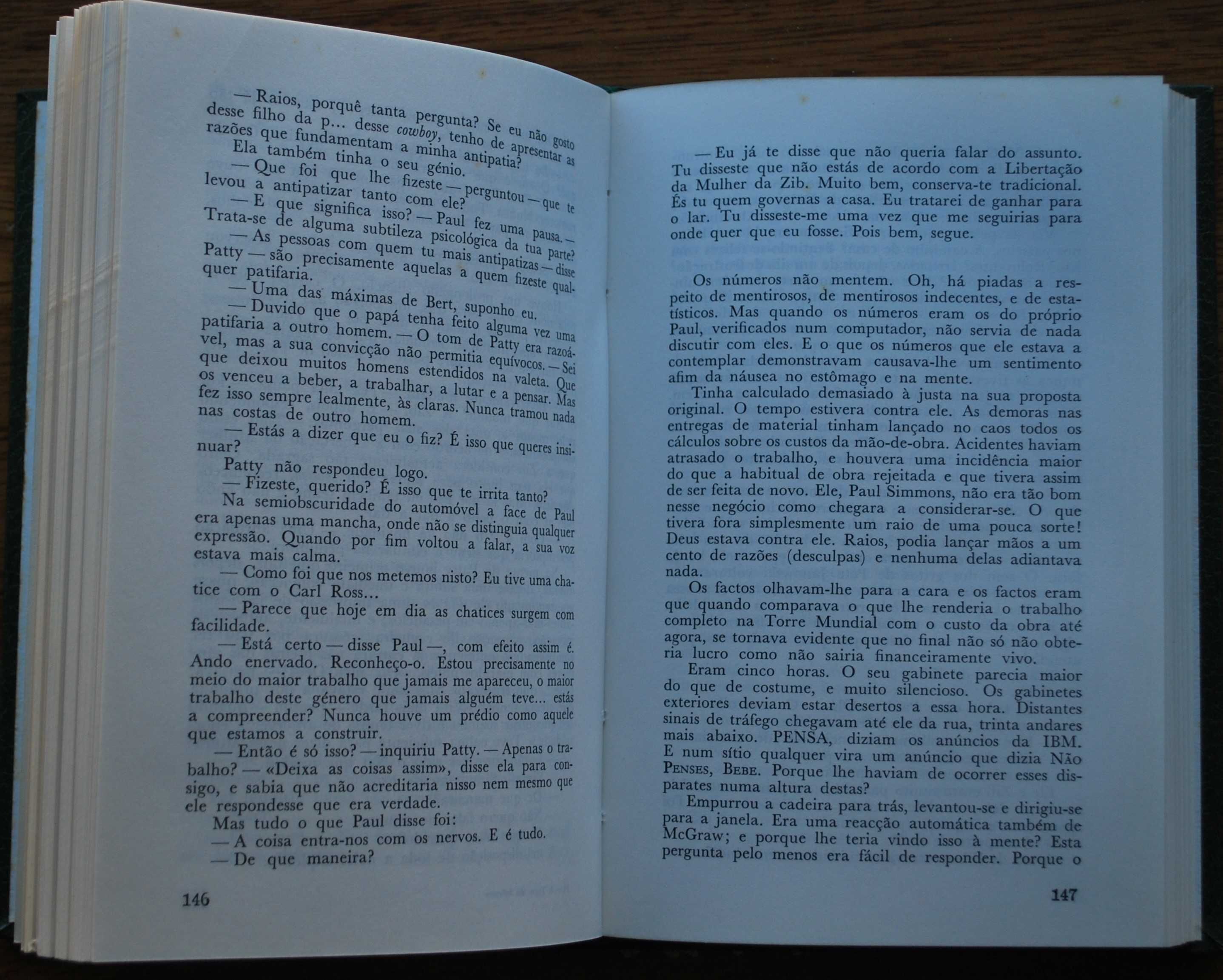 A Torre do Inferno de Richard Martin Stern - Ano de Edição 1976
