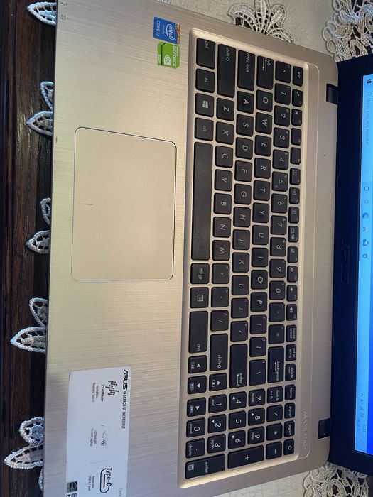 Laptop Asus A540L / intel core i3 / Karta Graficzna GeForce / 1TB Dysk