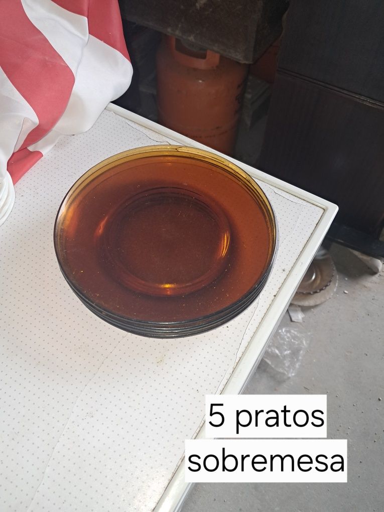 Cinco pratos sobremesa