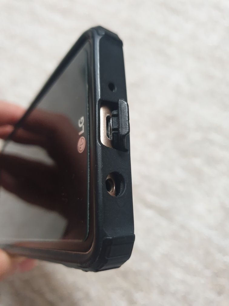 LG K8 (2017) Dual