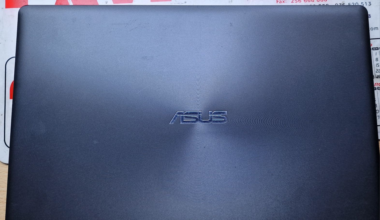 Asus K550C portátil