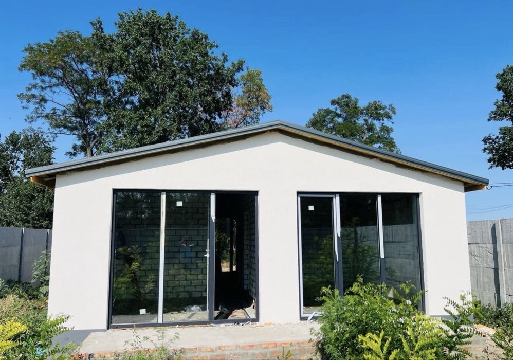 Продам дом Подгородное  Новострой