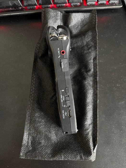 Проодам рекордер Zoom H1n