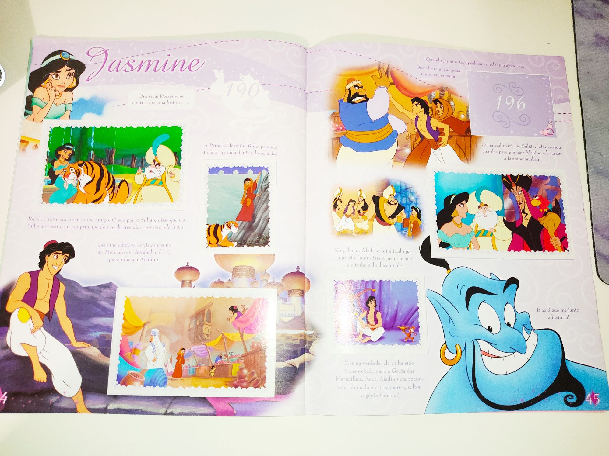 Caderneta Disney Princesas - Sticker Album Panini