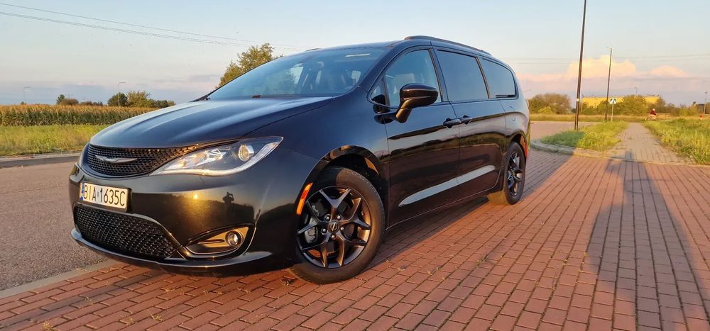 Chrysler Pacifica Touring L Plus S LPG