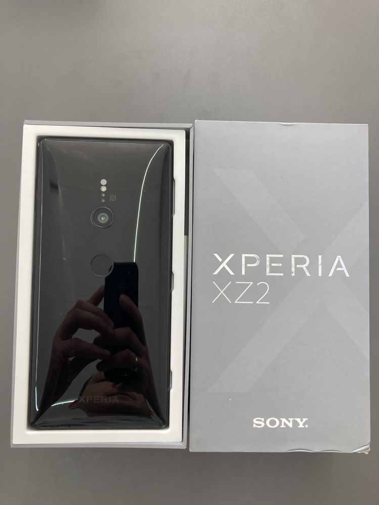 Телефон Смартфон Sony Xperia XZ2 NFC 4/64 Gb в хорошому стані