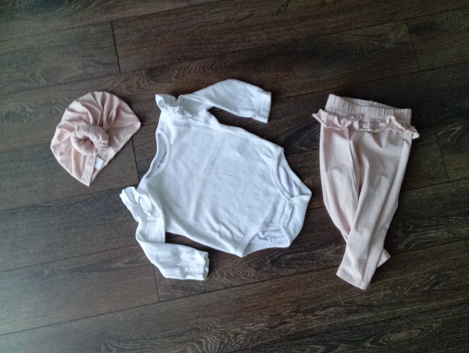 Zestaw niemowlęcy dziewczęcy 74 Reserved