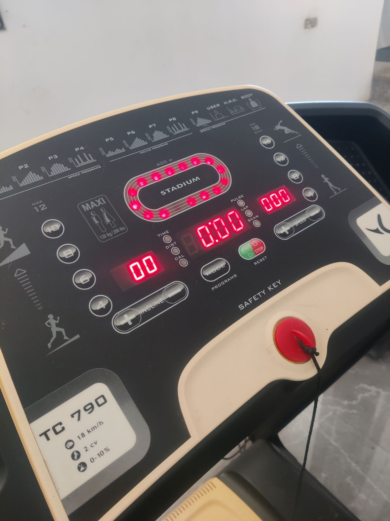 Musculação/passadeira/elíptica/ginásio