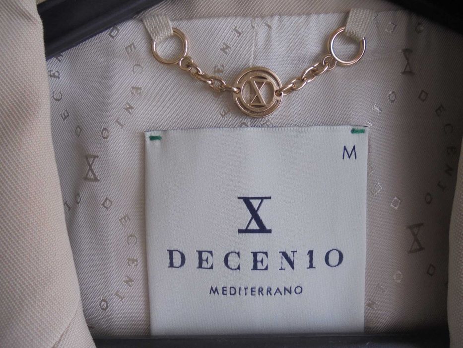 Blazer de senhora da marca DECENIO