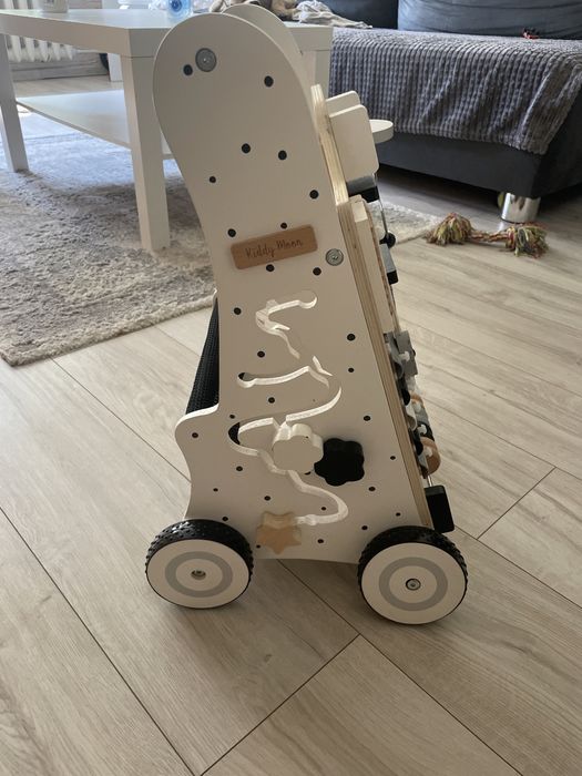 Chodzik pchany dla dziecka