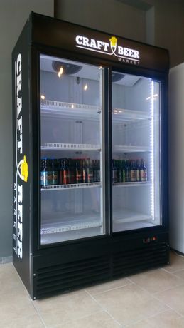 Вітрина холодильна шафа витрина холодильная шкаф Вітрини холодильні