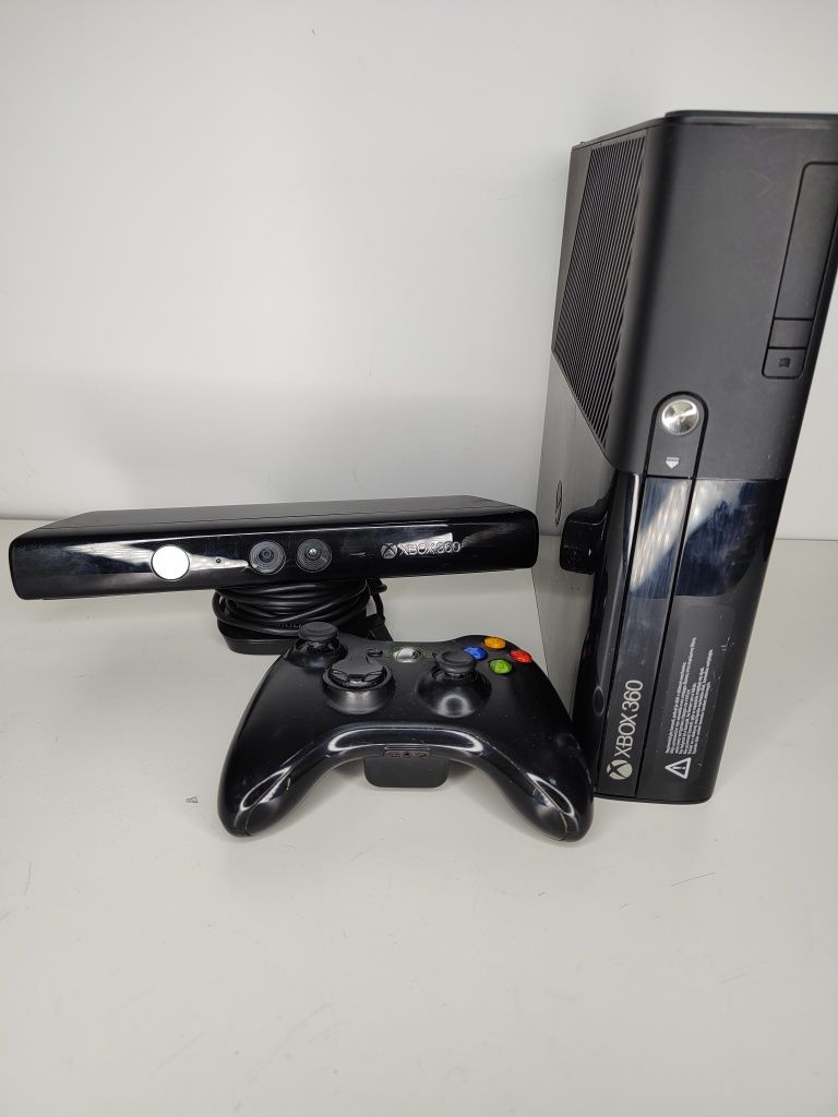 Xbox 360 E 500GB + kinect