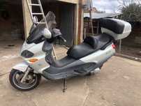 Piaggio X9 scooter maxi scooter