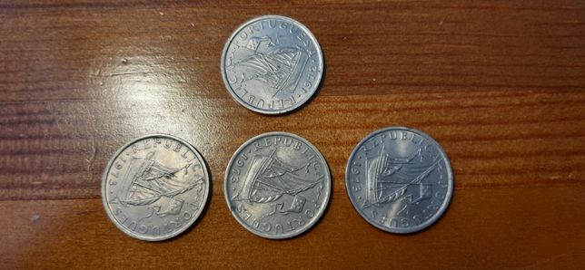 10 Escudos 1972e73, 1987a98 (26 moedas)