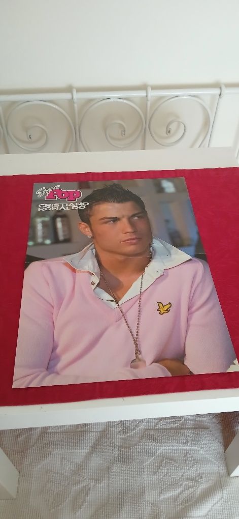 Poster Cristiano Ronaldo/FF, com defeito