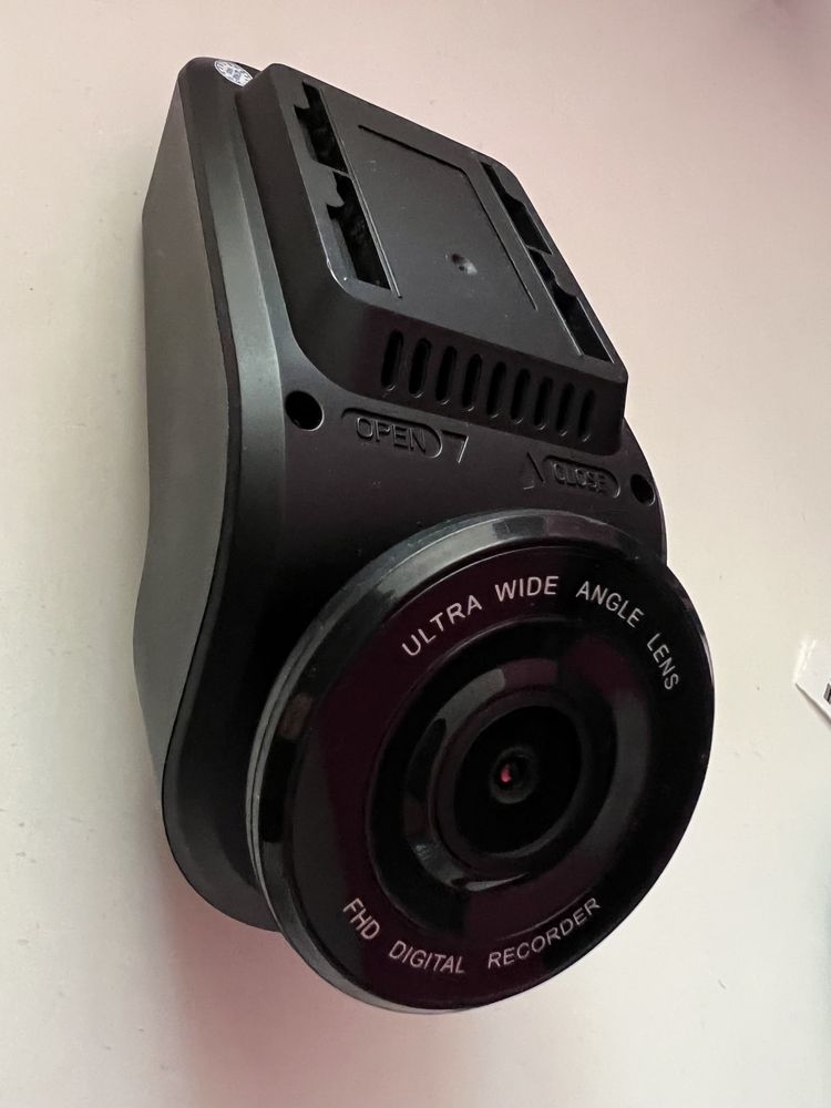 Kamera samochodowa Mikavi PQ4 Dual Ideał Krk Wideorejestrator
