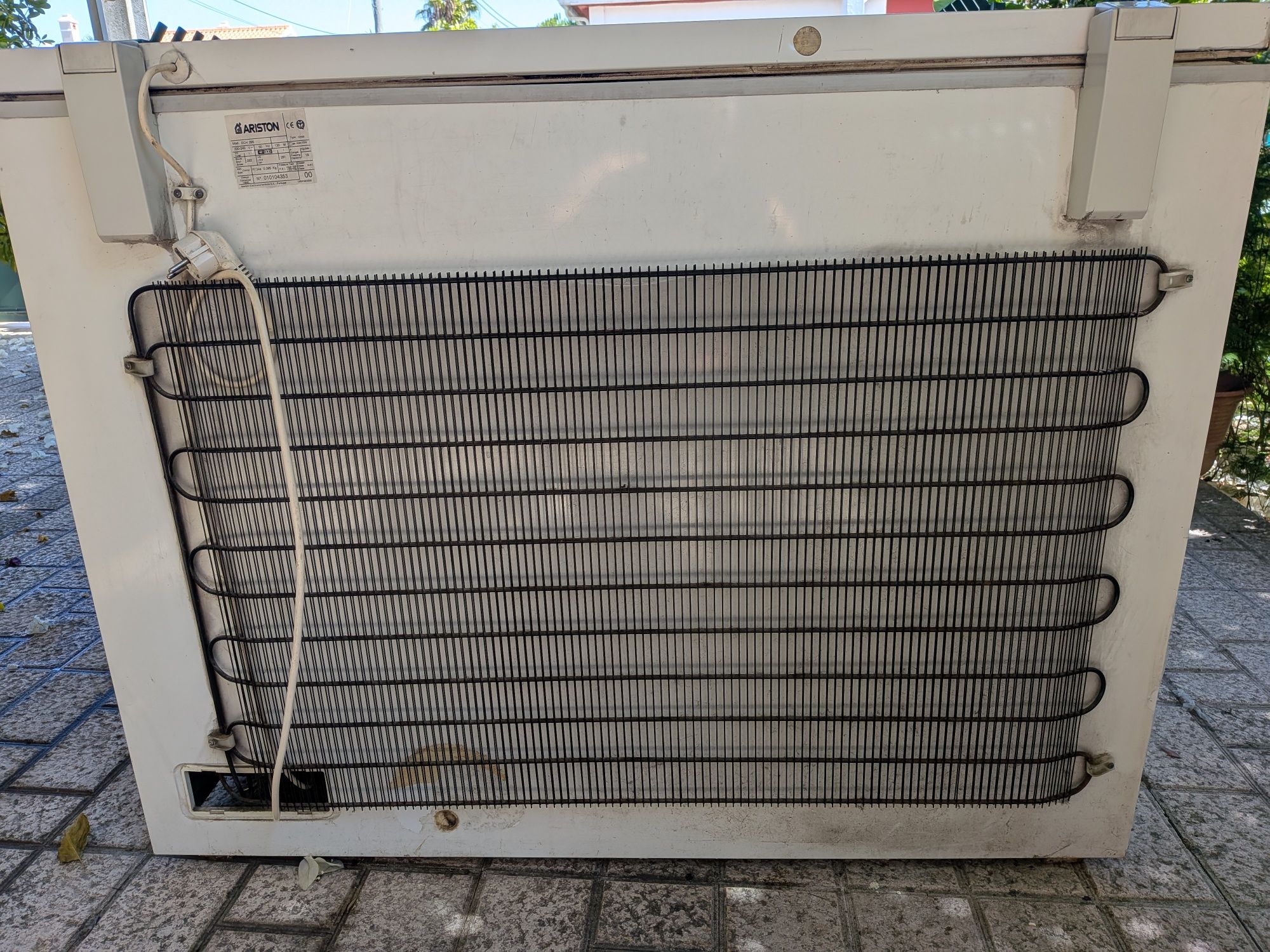 Arca congeladora Ariston