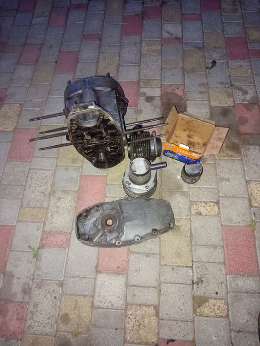 Продам мотор по запчастинах на Днепр мт