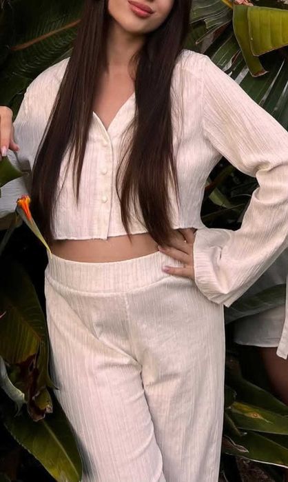 Костюм білий жіночий