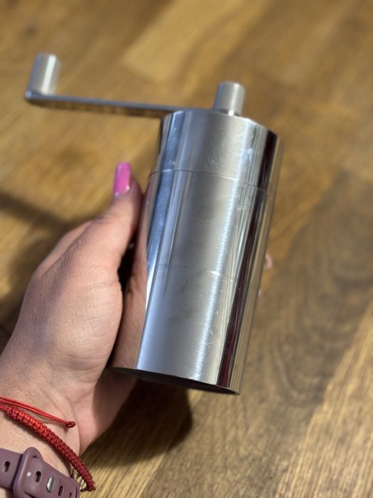 ręczny młynek do kawy Tchibo