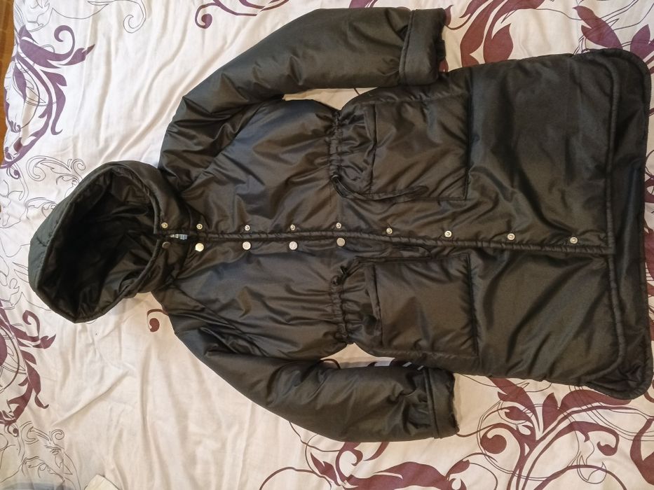 Зимова куртка на дівчинку