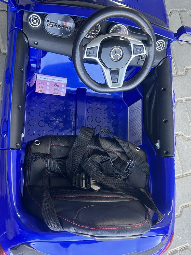 Auto na akumulator Mercedes GLA Samochód dla dzieci niebieski lakier