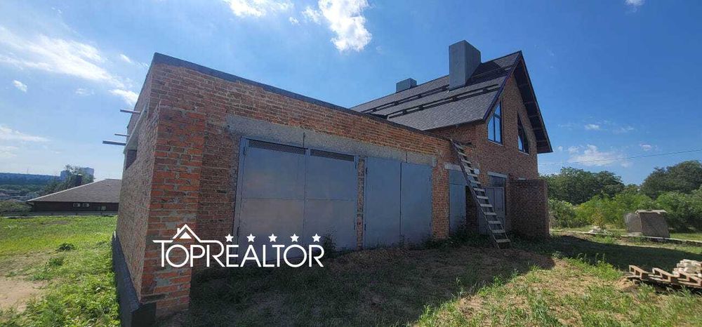 Продажа (без комиссии) 2-эт. дом в поселке "Шале Грааль" (Флоринка)