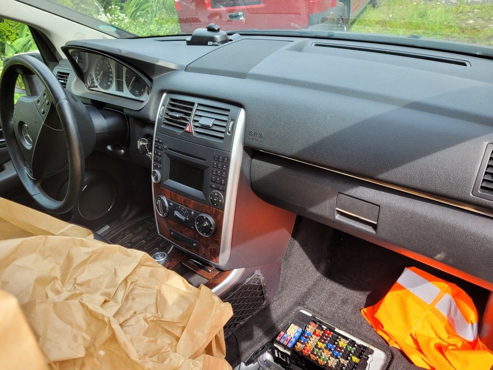 Deska B klasa w245 lift kokpit b klasa w245 Air bag mercedes b klasa