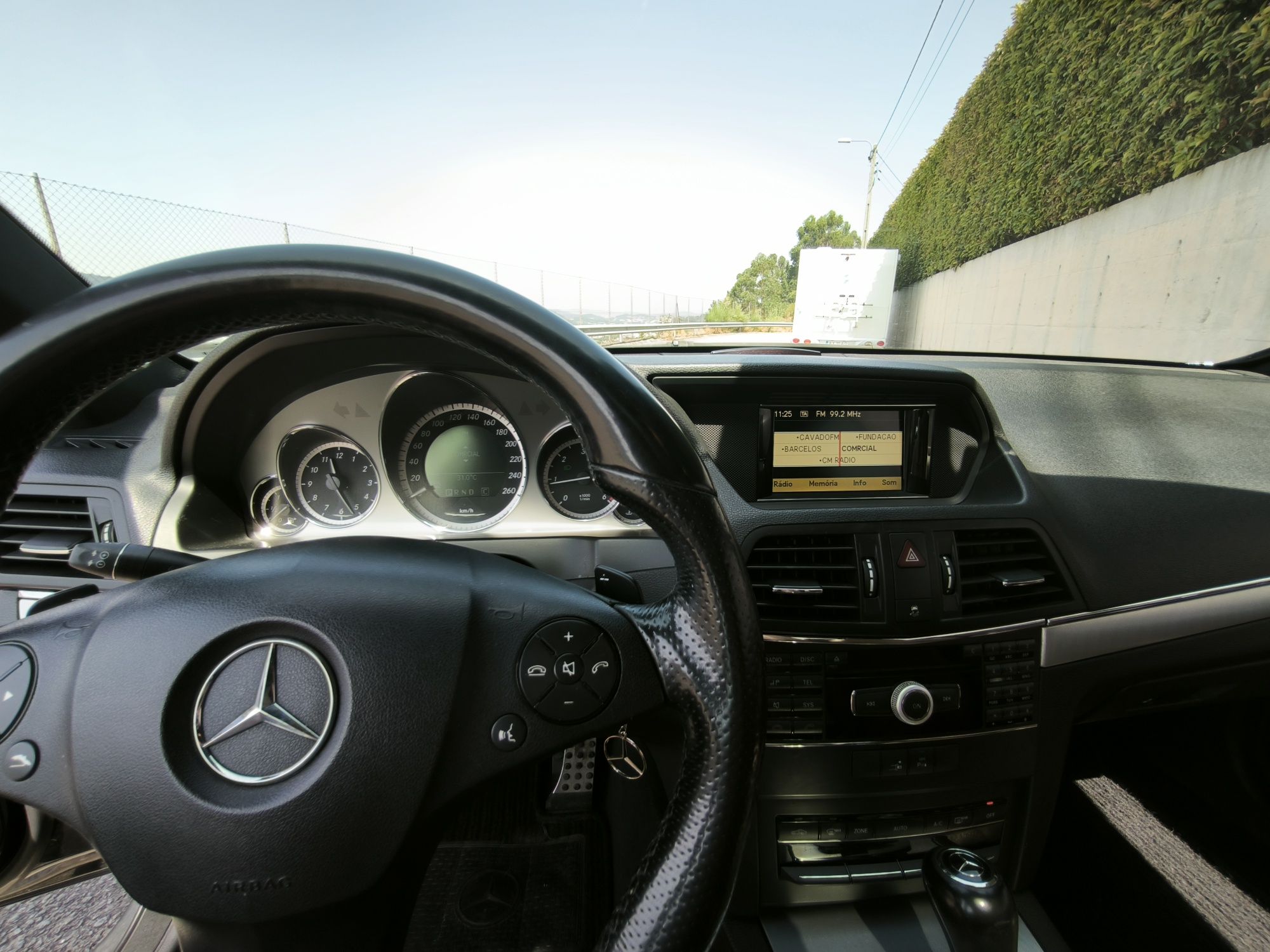 Mercedes-Benz E 250 CDi Avantgarde BlueEfficiency Auto