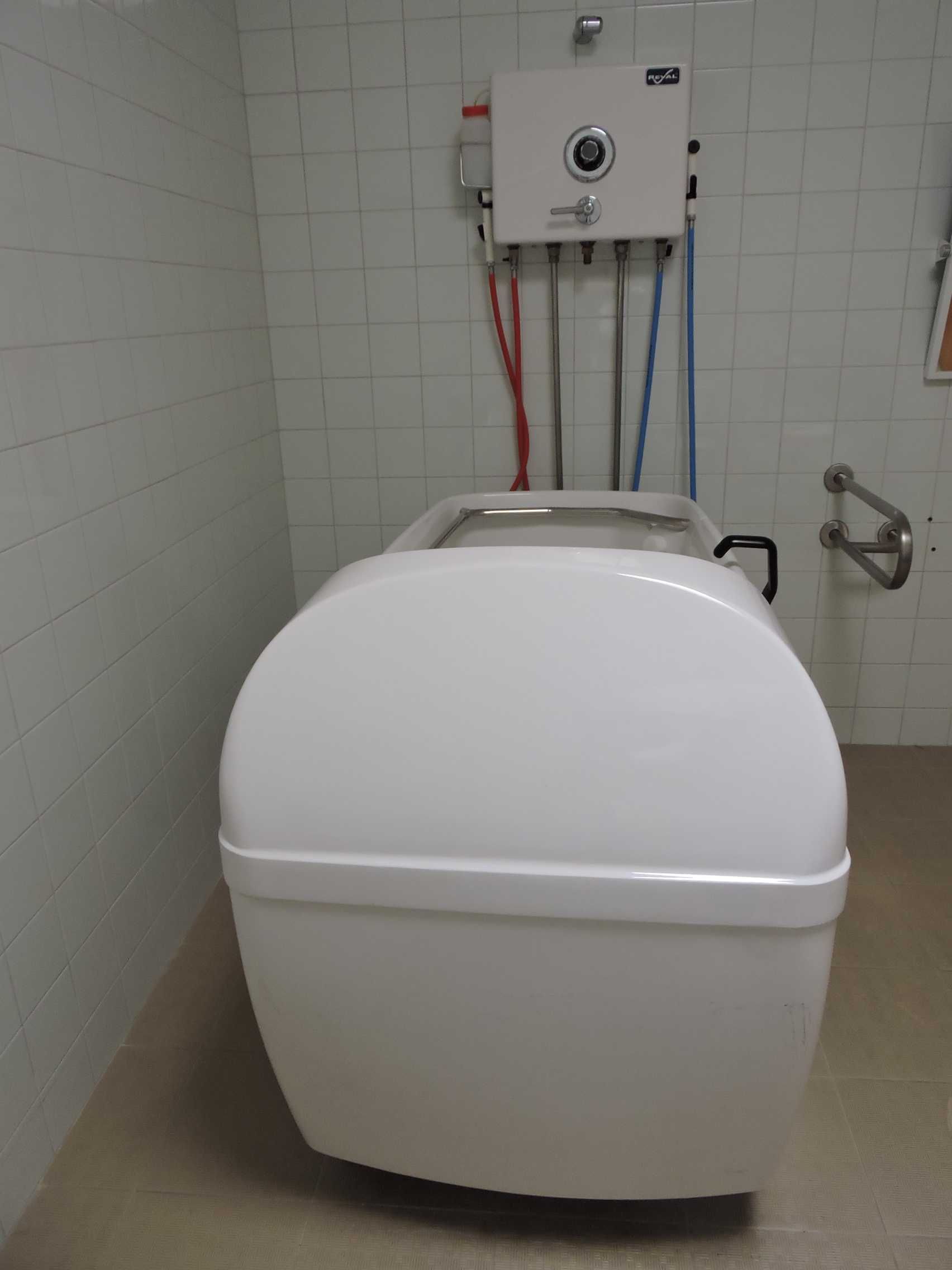 Banheira hidromassagem /estimulação