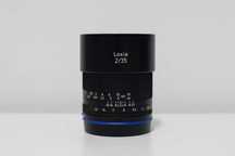Carl Zeiss Loxia 35mm f/2 Biogon T* - para Sony E-mount (Full-frame)