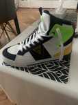 Meskie buty guess model santino