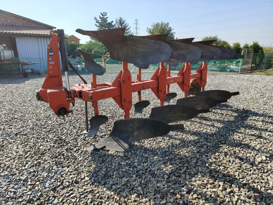 Pług 4, 3 skibowy obrotowy Kuhn, Rabe