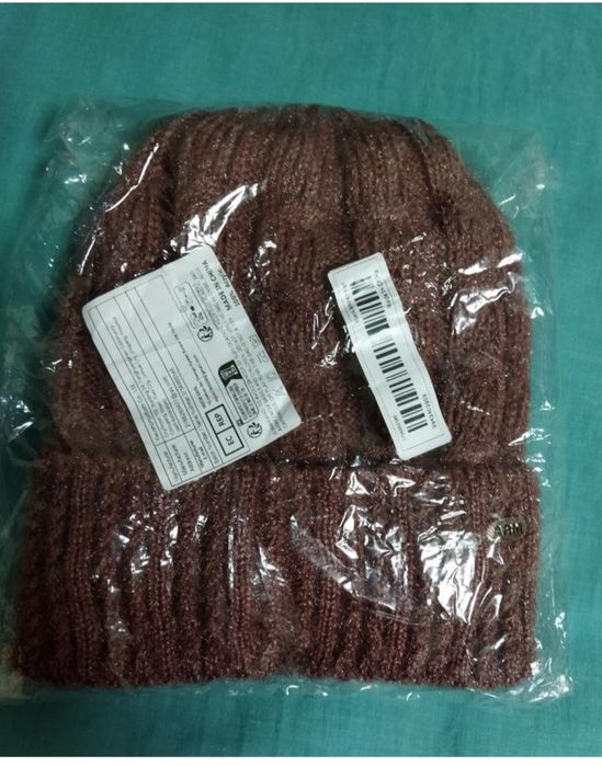 Шапка жіноча тепла, Нова(об'єм 40-60см)