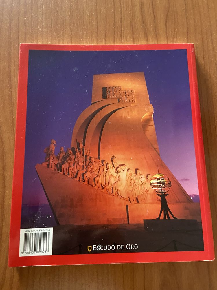 Guia turístico de Lisboa, da editora Escudo de Oro
