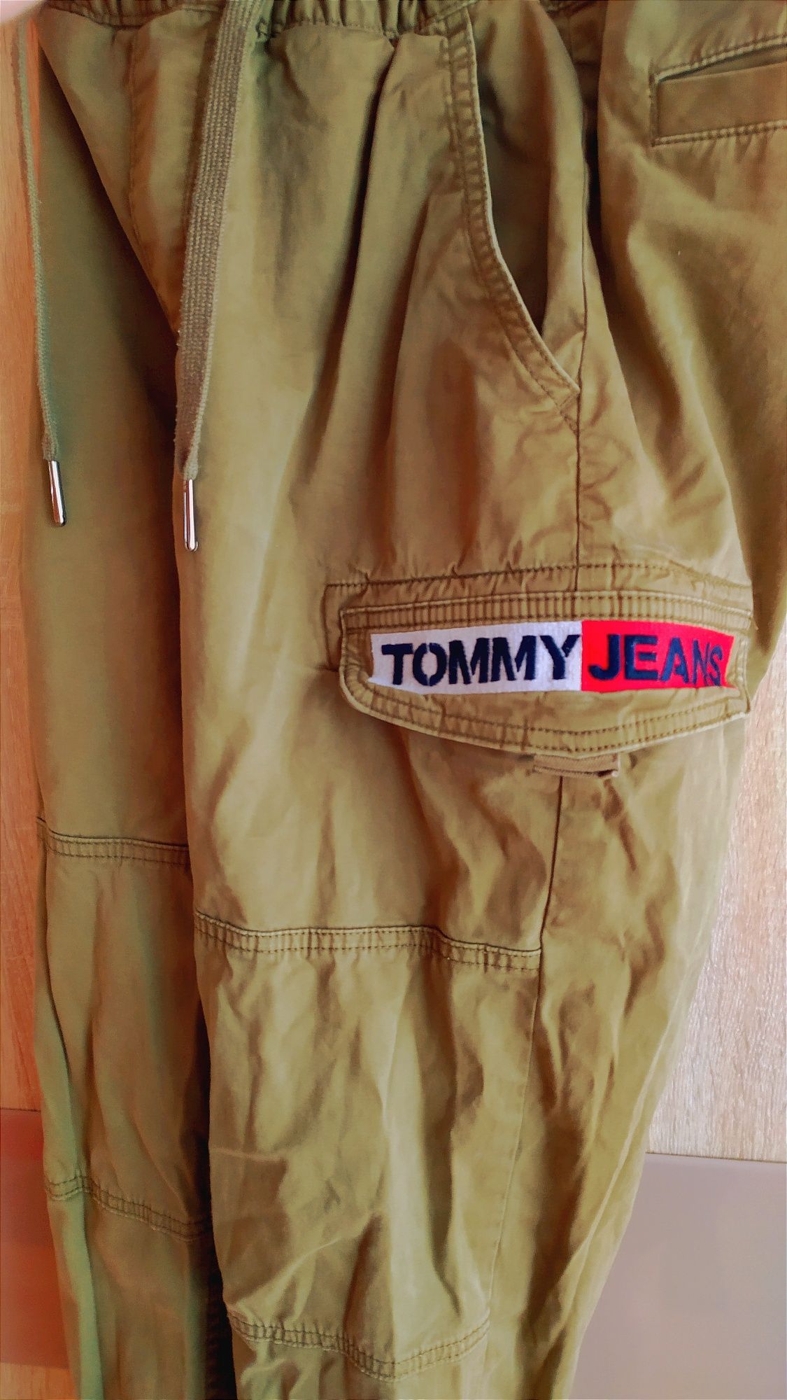 Spodnie bojówki męskie Tommy Jeans Oryginalne