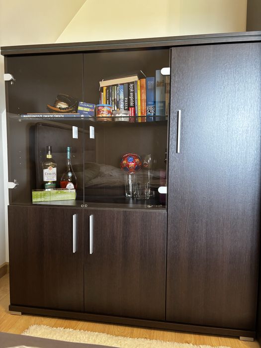 Podwójna szafa z komodą