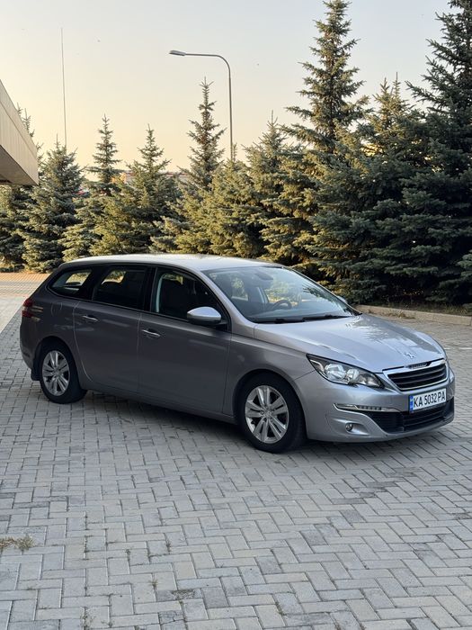 Продам Peugeot 2015