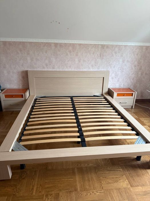 Спальня , в ідеальному стані , купляли в Італії