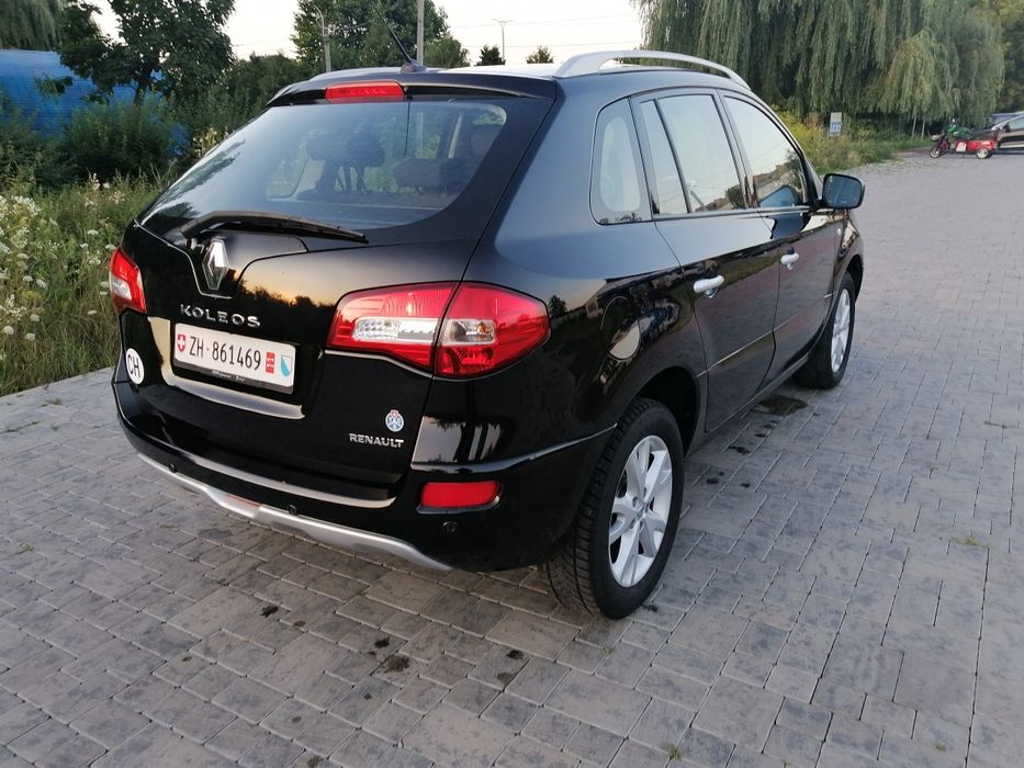 2009 рік, 2.0 дизель 4х4 повний привід автомат.