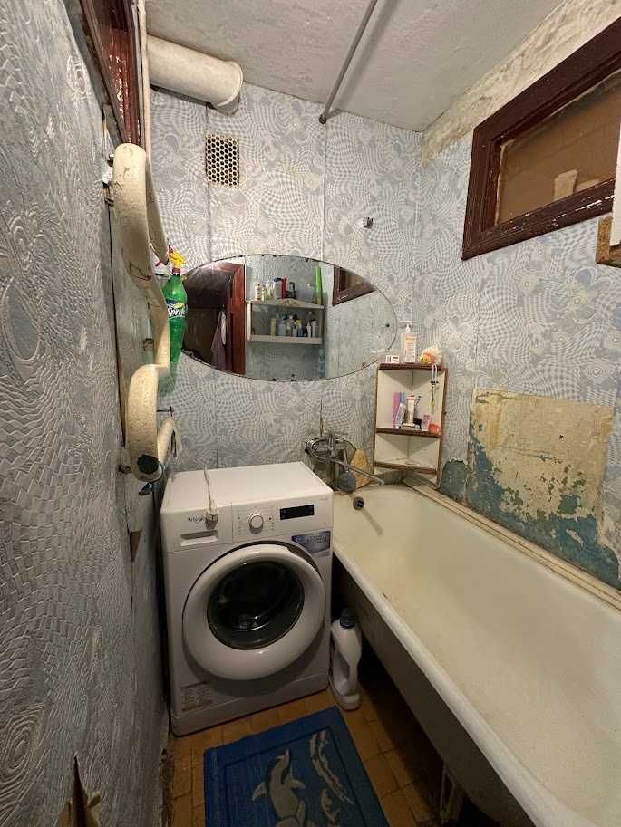 Продам 3-кімнатну квартиру по вул.Москаленка,10, без комісії