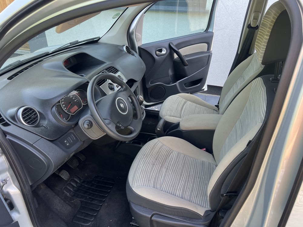 Renault Kangoo 2012Rok 1.6 benzyna
